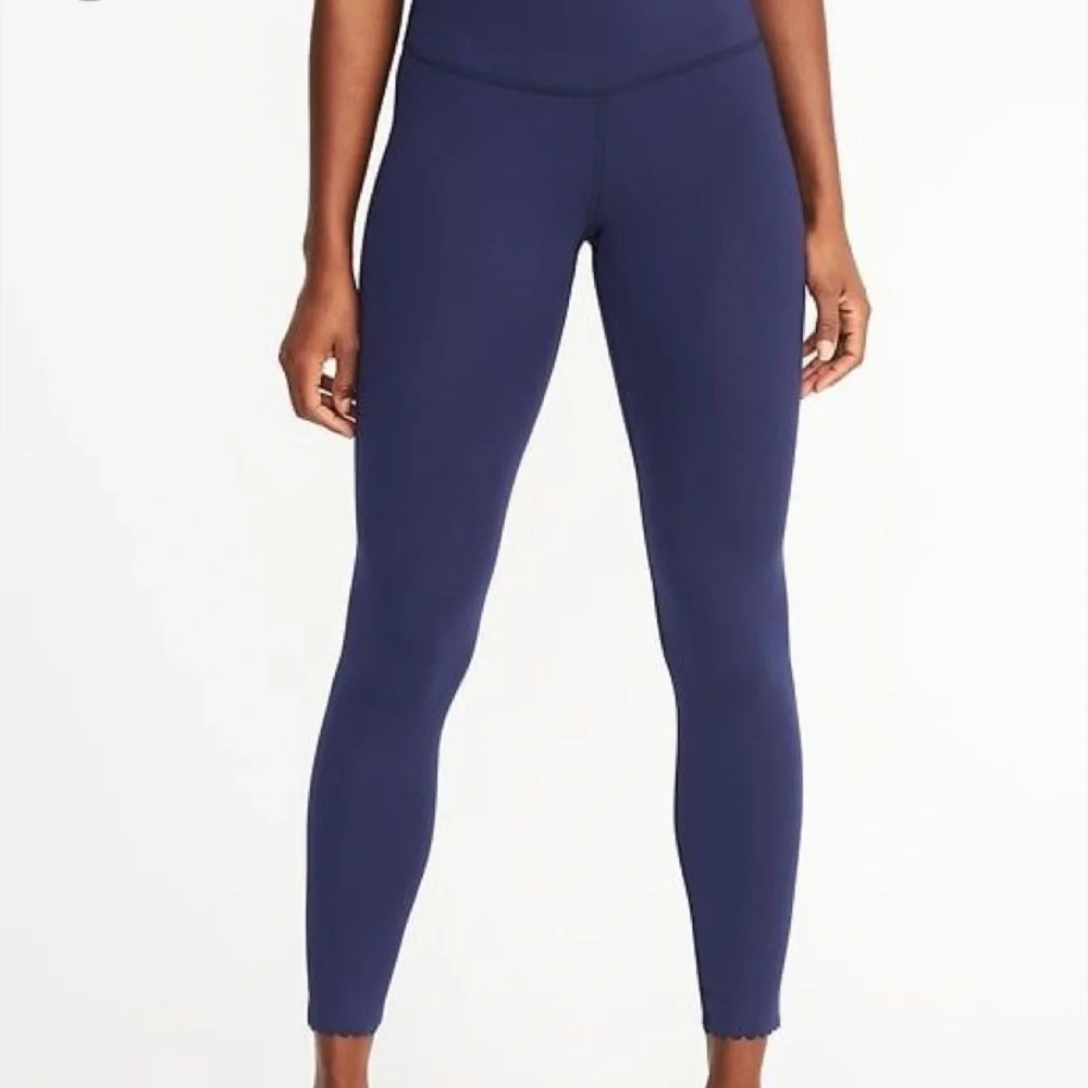 Small Scallop legging - Picture 2 of 6